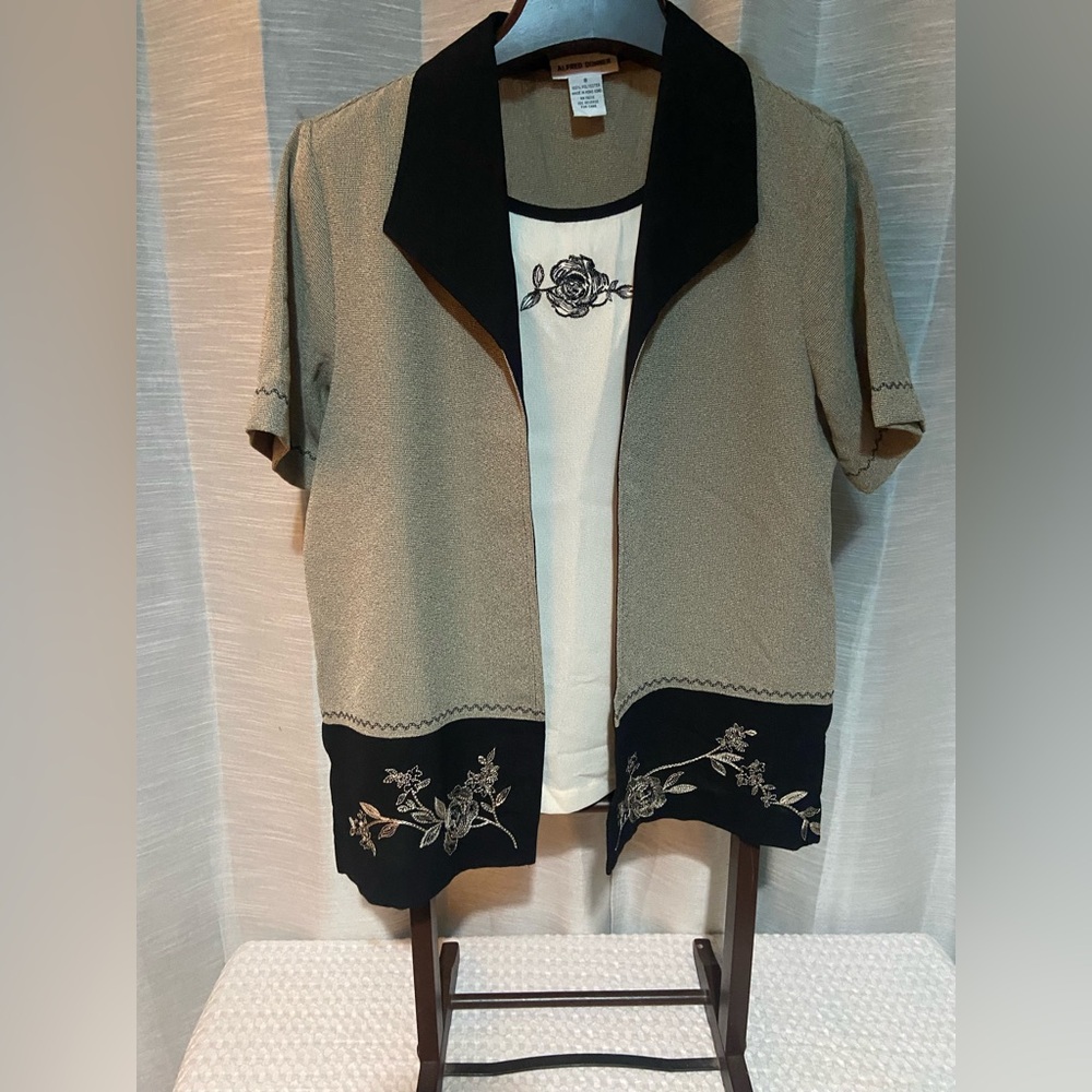 Alfred Dunner Black and Tan Blouse with Floral Embroidery